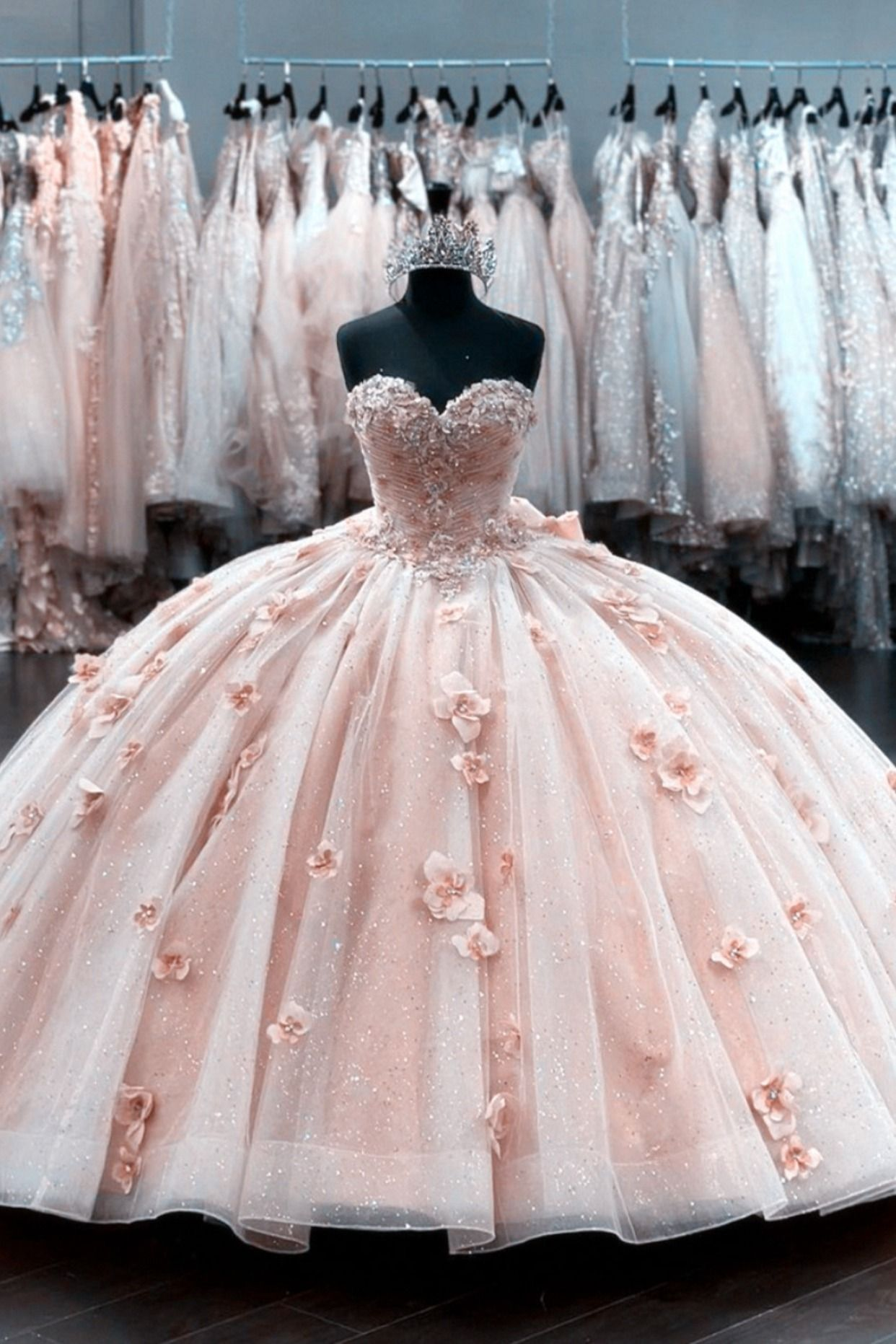 Elegante vestido de fiesta de tul rosa ruborizado de 15 años con flores 3D Y2582