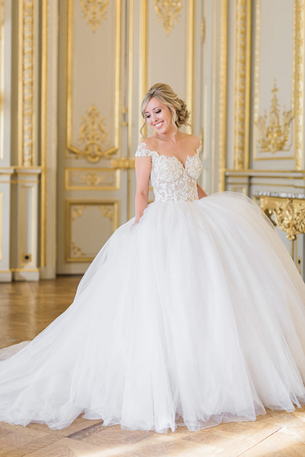 Ballkleid Elegantes Flügelärmelchen Spitzen Tüll Brautkleid WD692