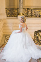 Ballkleid Elegantes Flügelärmelchen Spitzen Tüll Brautkleid WD692