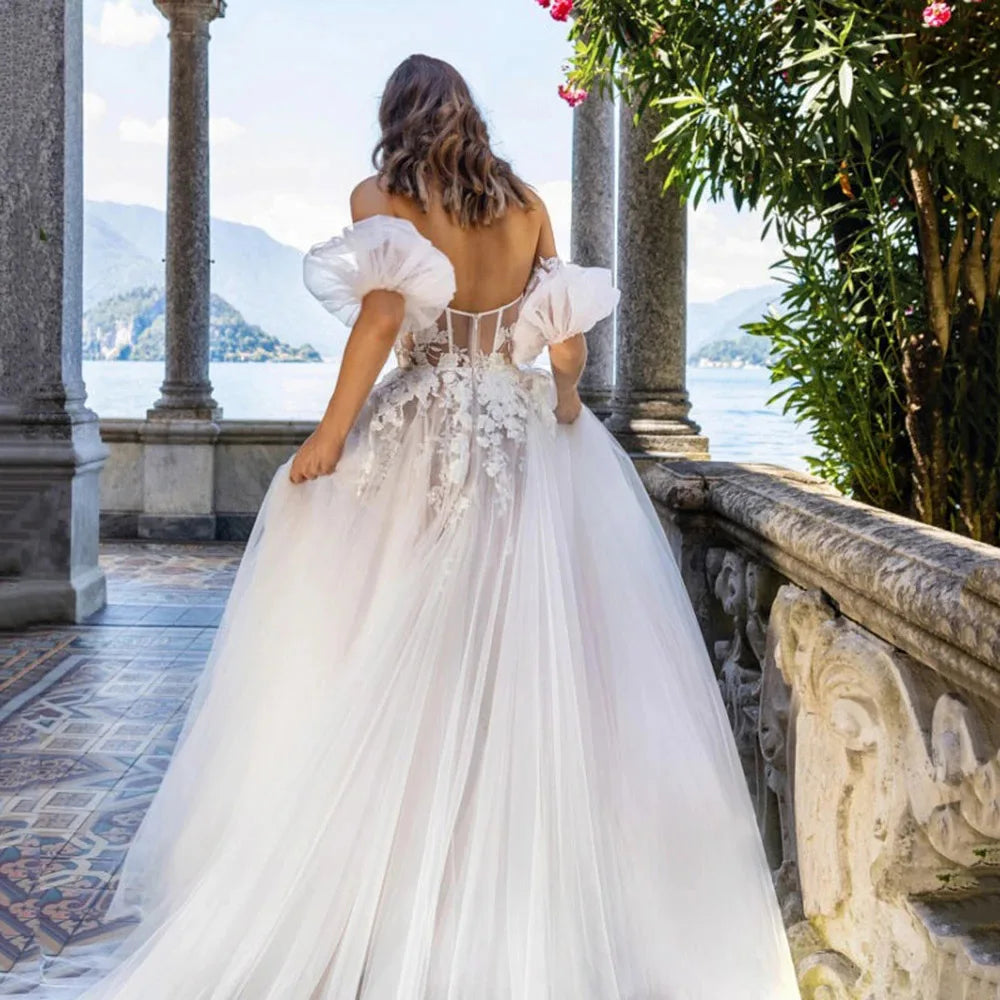 Beauteous Lace Appliques Wedding Dress Sweetheart Short Puffy Sleeves Bridal Gown Zipper Back Court Train Vestidos De Novia-payinti