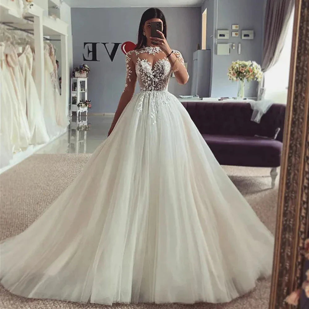 Beautiful A Line Wedding Dresses Gorgeous Lace Appliques Slimming