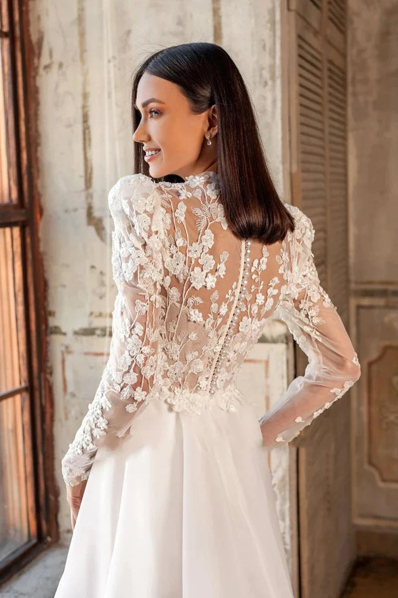 Beautiful Luxury Bohemian High Fork Wedding Dresses A-Line High Neck Lace Tulle Beach Bridal Gown Long Sleeves Sweep Train New-payinti