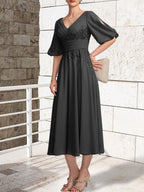 A-Linie V-Ausschnitt Wadenlanges Chiffon-Kleid für die Brautmutter mit Plissee