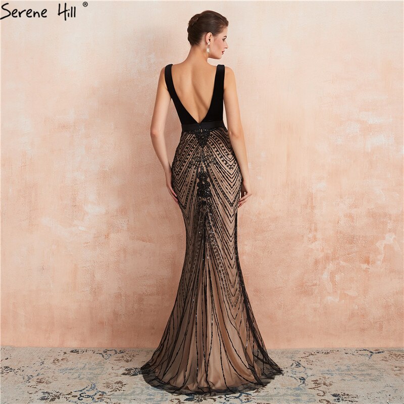 Schwarzes rückenfreies, sexy Meerjungfrau-Abschlussballkleid, Design 2025, V-Ausschnitt, Pailletten, langes Abschlussball-Partykleid LA70288 