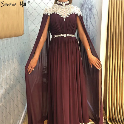 Schwarzes Abendkleid aus Chiffon mit Flügelärmeln und hohem Halsausschnitt im Dubai-Design 2025 LA60718 