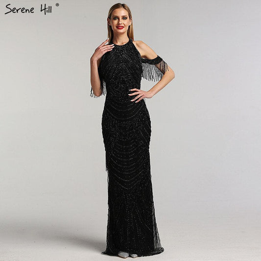 Schwarz Neckholder Backless Sexy Luxus Abendkleider 2025 Quaste Perlen Ärmellose Meerjungfrau Abendkleid LA6229 