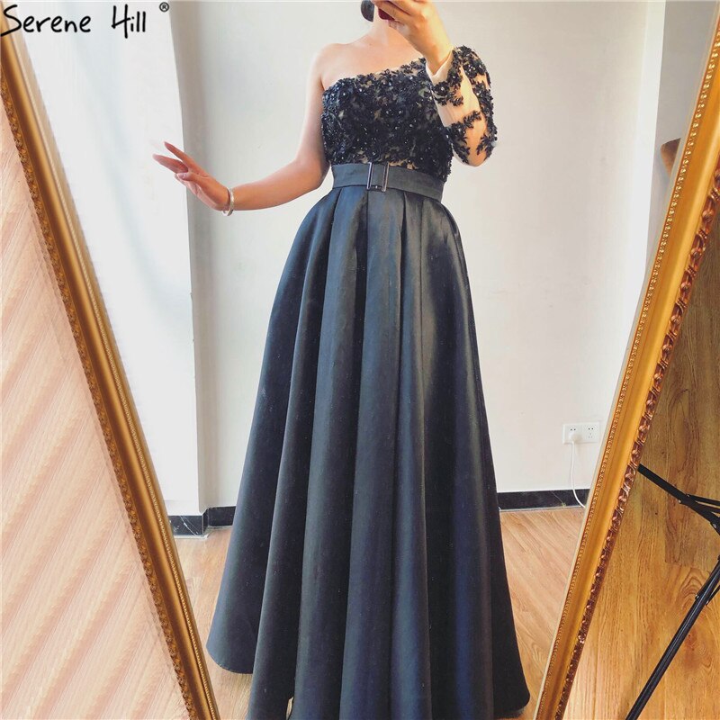 Schwarz Off Schulter Sexy A-linie Abendkleider 2025 Handgemachte Blumen Kristall Satin Formale Kleid LA70038 
