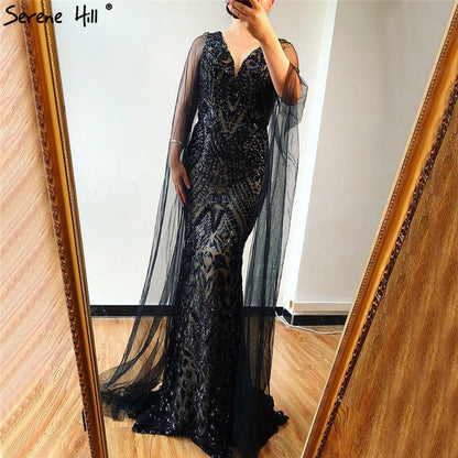 Schwarzes, sexy Abendkleid mit V-Ausschnitt und Pailletten im Meerjungfrauen-Stil, ärmellos, funkelnd, Design 2025 LA70117 