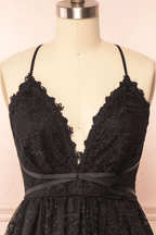 Schwarzes A-Linien-Partykleid mit Spitzenträgern, kurzes Spitzenkleid für den Heimkehr PD466