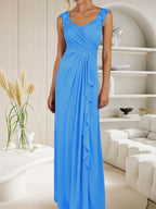 Vestido de malla plisada con escote corazón y corte en A color champán