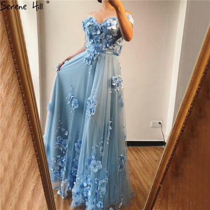 Zum Verkauf Keine Rückgabe Keine Rückerstattung Blaue Schulterfreie Abendkleider mit handgefertigten Blumen Perlen Ärmellose Sexy A-Linie Abendkleider 2025 LA70189 