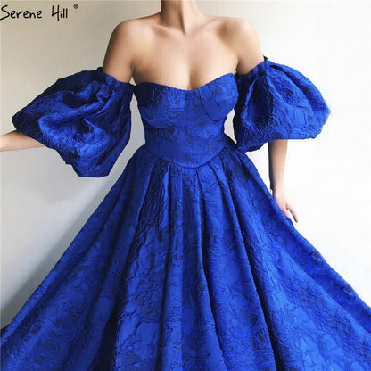 En oferta, sin devolución ni reembolso. Oferta: Vestidos de noche azules con hombros descubiertos, mangas abullonadas y media manga. Vestidos de noche formales de moda sexy de Dubái LA60923. 