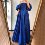 En oferta, sin devolución ni reembolso. Oferta: Vestidos de noche azules con hombros descubiertos, mangas abullonadas y media manga. Vestidos de noche formales de moda sexy de Dubái LA60923. 