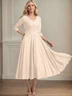 A-Linie V-Ausschnitt Wadenlanges Chiffon-Spitzenkleid für die Brautmutter mit Perlen und Pailletten 