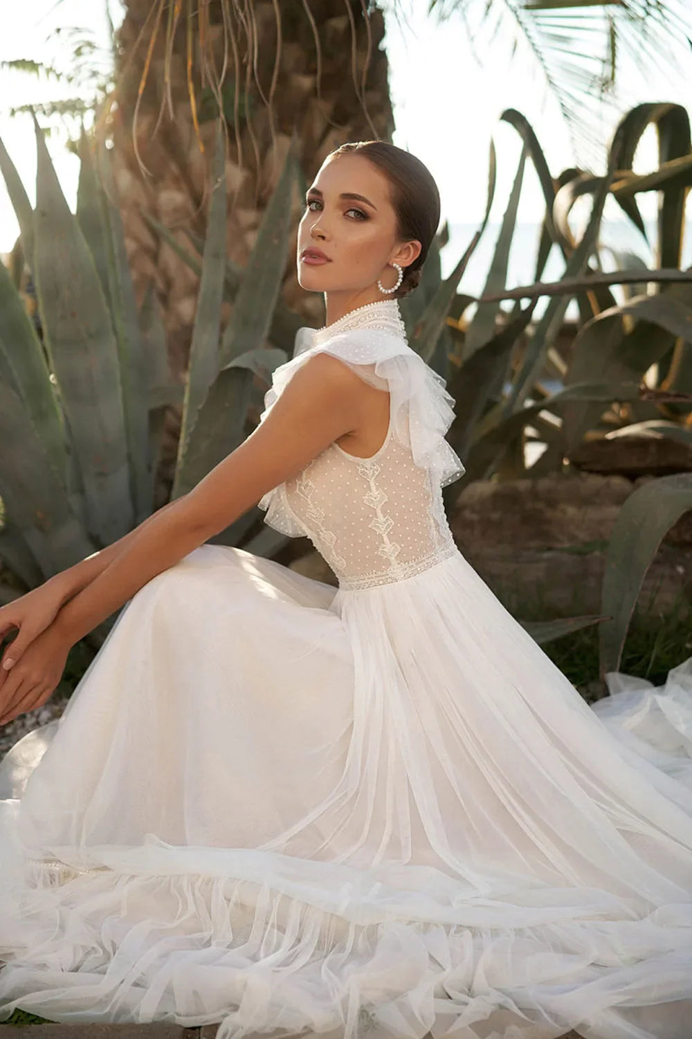 High Neck Sleeveless Wedding Dresses Lace Appliques A Line فساتين السهرة Sweep Train Bohemian New Vestidos De Novia-payinti
