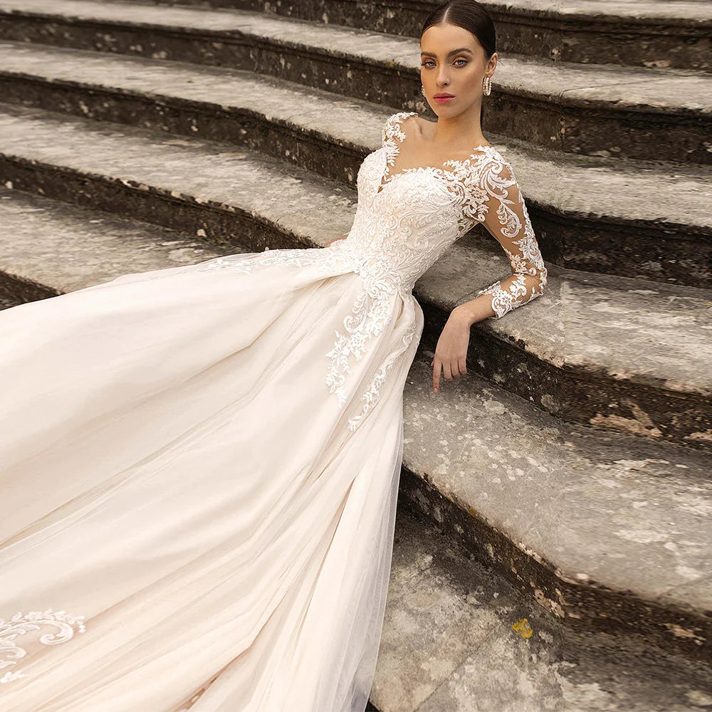 Boho Lace Tulle Wedding Dress Princess Champagne A-Line V-Neck Long Sleeves Appliques Illusion Backless With Button Bridal Gown-payinti