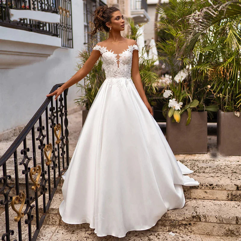 Boho Wedding Dress Cap Sleeves Illusion Neck Appliqued Satin Bridal Dress Beach Princess Plus Size Wedding Gowns Custom Mad-payinti