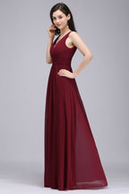 Burgunderrotes Chiffon Etuikleid mit V-Ausschnitt und langem Abendkleid