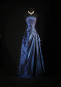 Wunderschönes trägerloses Ballkleid in Marineblau mit Satin-Applikationen in A-Linie, Abschlussball-/Abendkleid Y7807