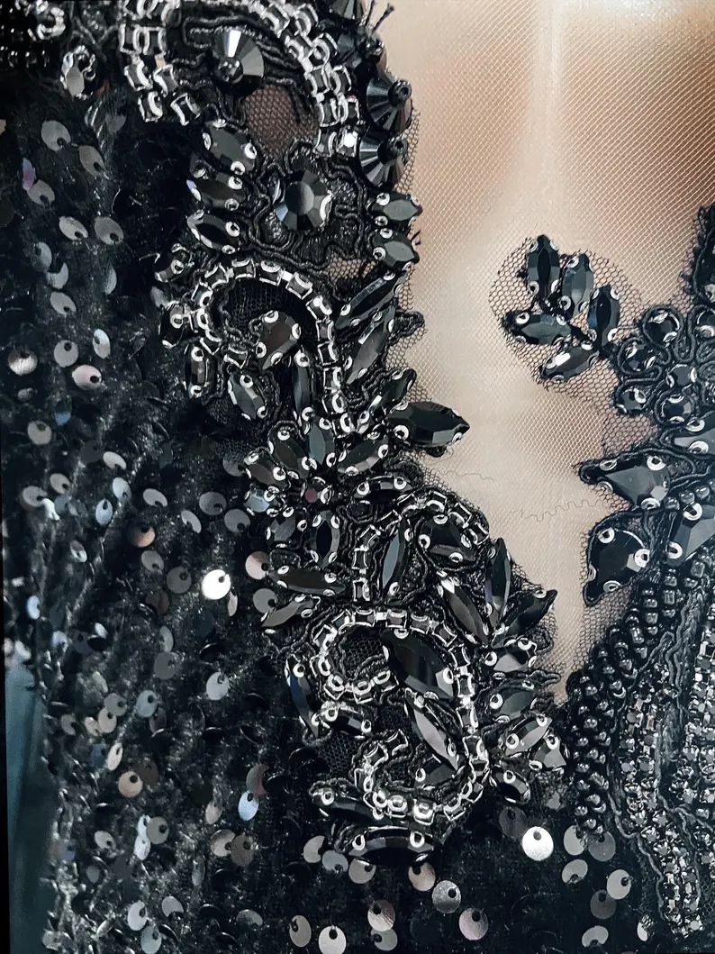 Schwarze Pailletten Strass Applikation Langarm Meerjungfrau Ballkleid Abendkleid Y8313
