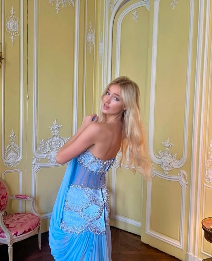 Wunderschönes A-Linien-Abendkleid aus Chiffon in Hellblau mit schulterfreiem Abschlussballkleid Y8045