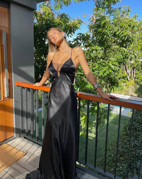 Schlichtes schwarzes Spaghettiträger-Abendkleid im Meerjungfrauen-Stil, lang, Y8294