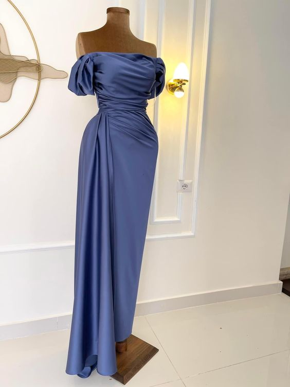 Vestido de noche elegante con hombros descubiertos y corte tubo para recepción Y7324