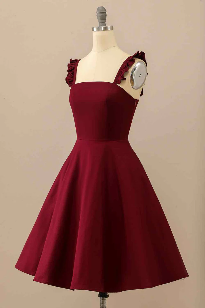 Burgunderrotes A-Linien-Mini-Heimkehrkleid aus Satin mit Rüschenträgern Y2176