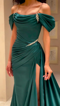Schulterfreies Meerjungfrau-Abendkleid mit hohem Schlitz und langen Falten und Perlen Y5904