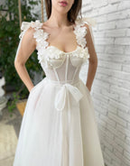 Allison | Weißes Homecoming-Kleid mit Blumen