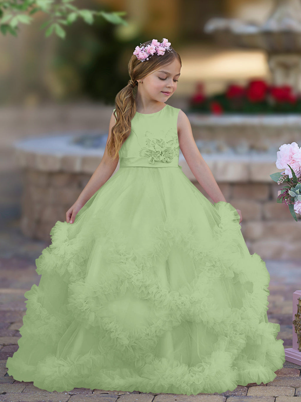 Vestido de niña de las flores de tul satinado con corte A y volantes en cascada hasta el suelo