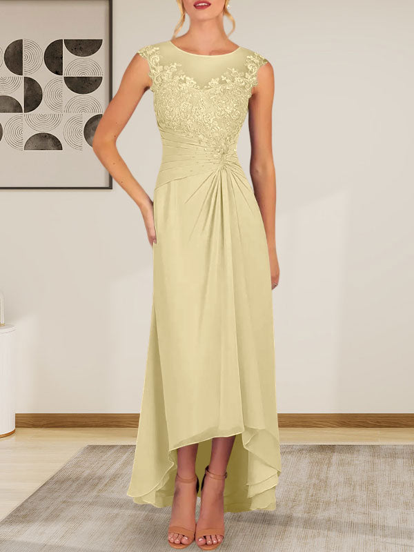 Vestido de gasa con encaje y escote redondo en forma de A color champán