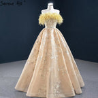 Champagner A-Linie Trägerlos Sexy Abendkleider 2025 Schulterfrei Federn Glitzer Abendkleid HM67164 