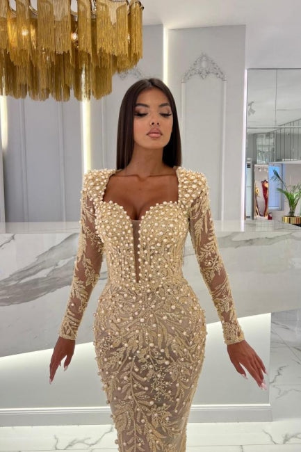 Champagnerfarbenes Meerjungfrau-Ballkleid mit langen Ärmeln und Herzausschnitt und Tüll-Überrock