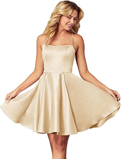 Spaghettiträger Homecoming Kleid Kurz Satin Puffy Cocktail SYH1