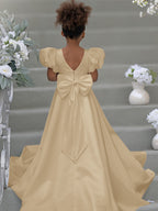Blumenmädchenkleid mit Puffärmeln, Schleife, Knopfleiste hinten und Schleppe 