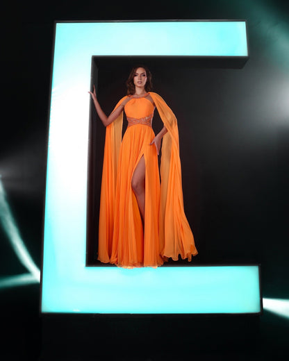 Charmantes A-Linien-Ballkleid mit U-Ausschnitt, ärmellos, Rüschen, Chiffon und Schlitz vorne
