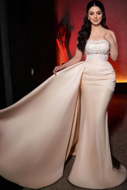 Encantador vestido de novia largo de sirena sin tirantes con lentejuelas y perlas