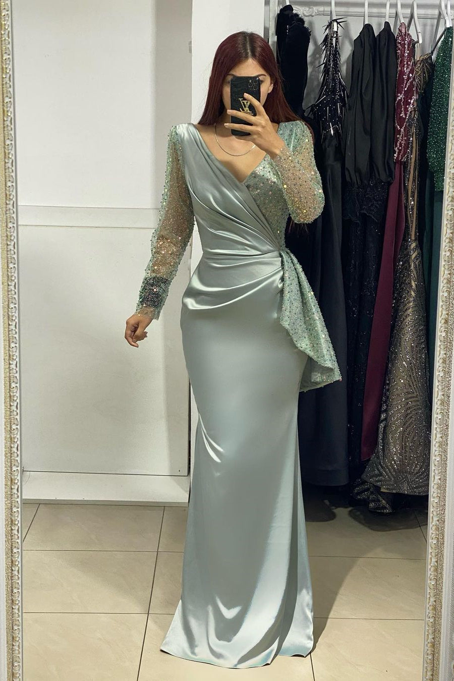 Vestido de fiesta de sirena con escote en V y mangas largas, encantador, con diamantes de imitación