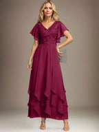 Vestido de gasa con encaje y escote en V hasta los tobillos para madre de la novia con volantes en cascada