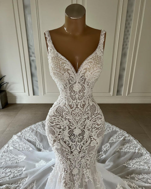 Vestido de novia elegante de corte sirena largo con escote en V y sin mangas con encaje