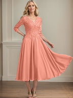 A-Linie V-Ausschnitt Wadenlanges Chiffon-Spitzenkleid für die Brautmutter mit Perlen und Pailletten 