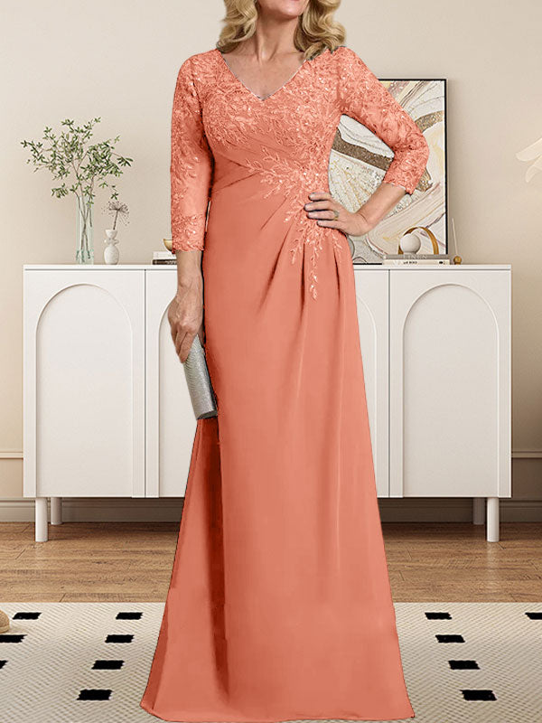 Etui-/Säulen-Kleid mit V-Ausschnitt, bodenlangem Illusion-Spitzen-Chiffon und plissierten Pailletten 