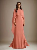 Vestido de gasa para madre de la novia, largo hasta el suelo, con escote barco y corte tubo/columna y volantes en cascada