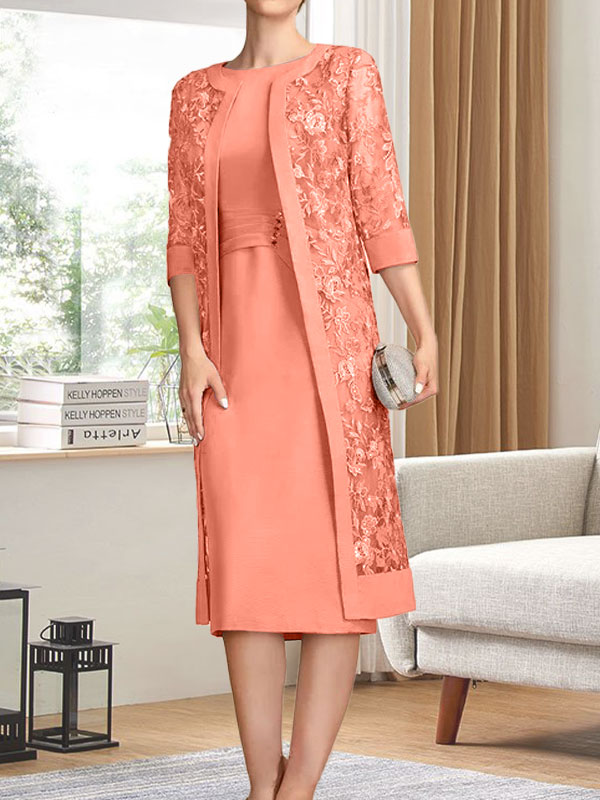 Vestido de gasa para madre de la novia con escote redondo hasta la rodilla, corte tubo/columna y lentejuelas plisadas