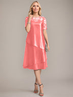 Vestido de madre de la novia con corte en A, escote redondo y largo hasta la rodilla, con apliques y lentejuelas