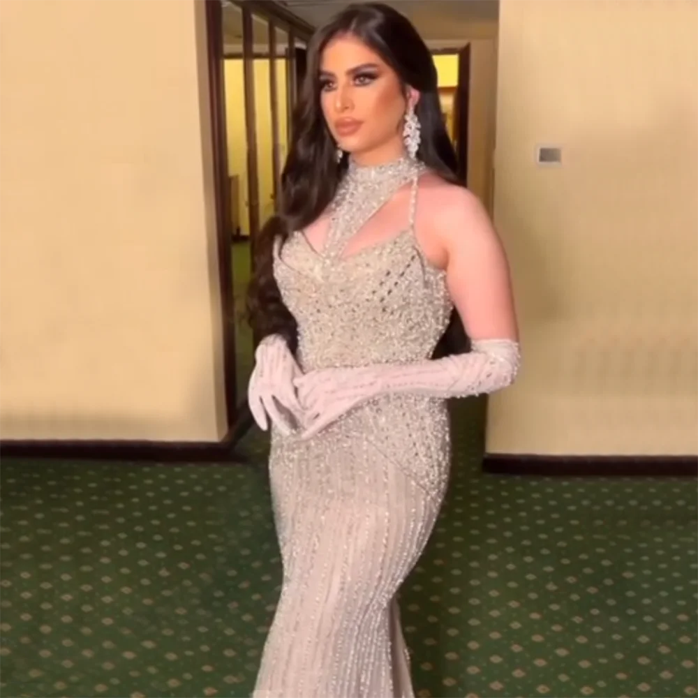 Vestidos de noche elegantes de sirena color caramelo, sin mangas, con cuello halter y guantes, con cuentas, 2025, LA72232