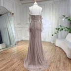 Vestidos de noche elegantes de sirena color caramelo, sin mangas, con cuello halter y guantes, con cuentas, 2025, LA72232