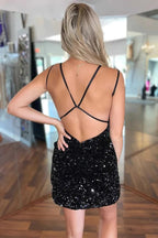 Lindos vestidos negros ajustados con escote en V y lentejuelas en la espalda PD486