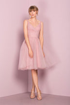 Süßes knielanges rosa Homecoming-Kleid mit V-Ausschnitt, kurzes Ballkleid PG151